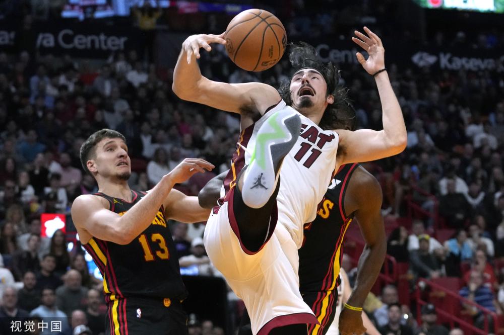 他的球迷仍 他的球迷仍